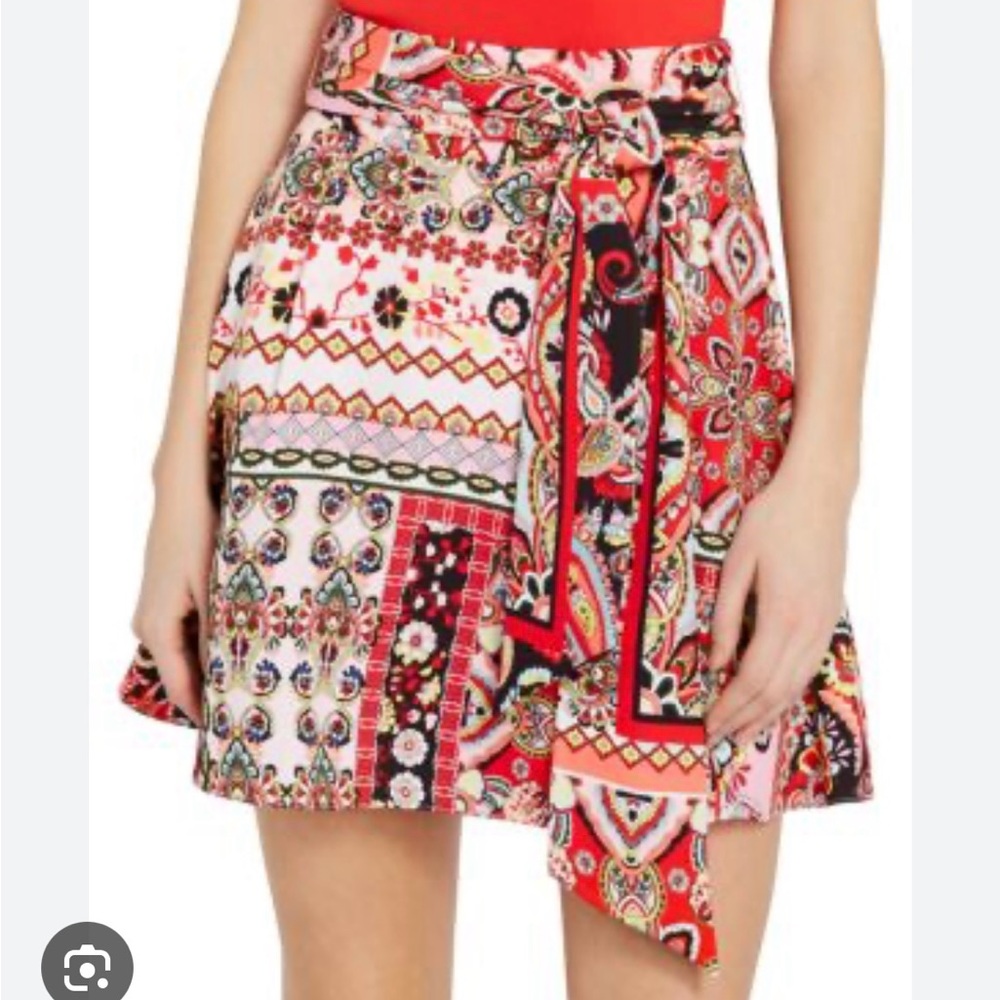 Alice + Olivia Red and Pink Patterned Mini Skirt
